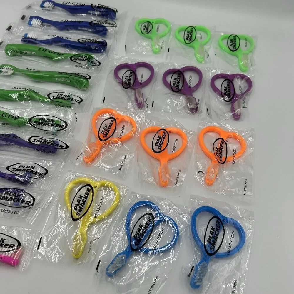Plak Smacker Lil' Grip Kids & Infant‎ Toothbrushes 23 Included